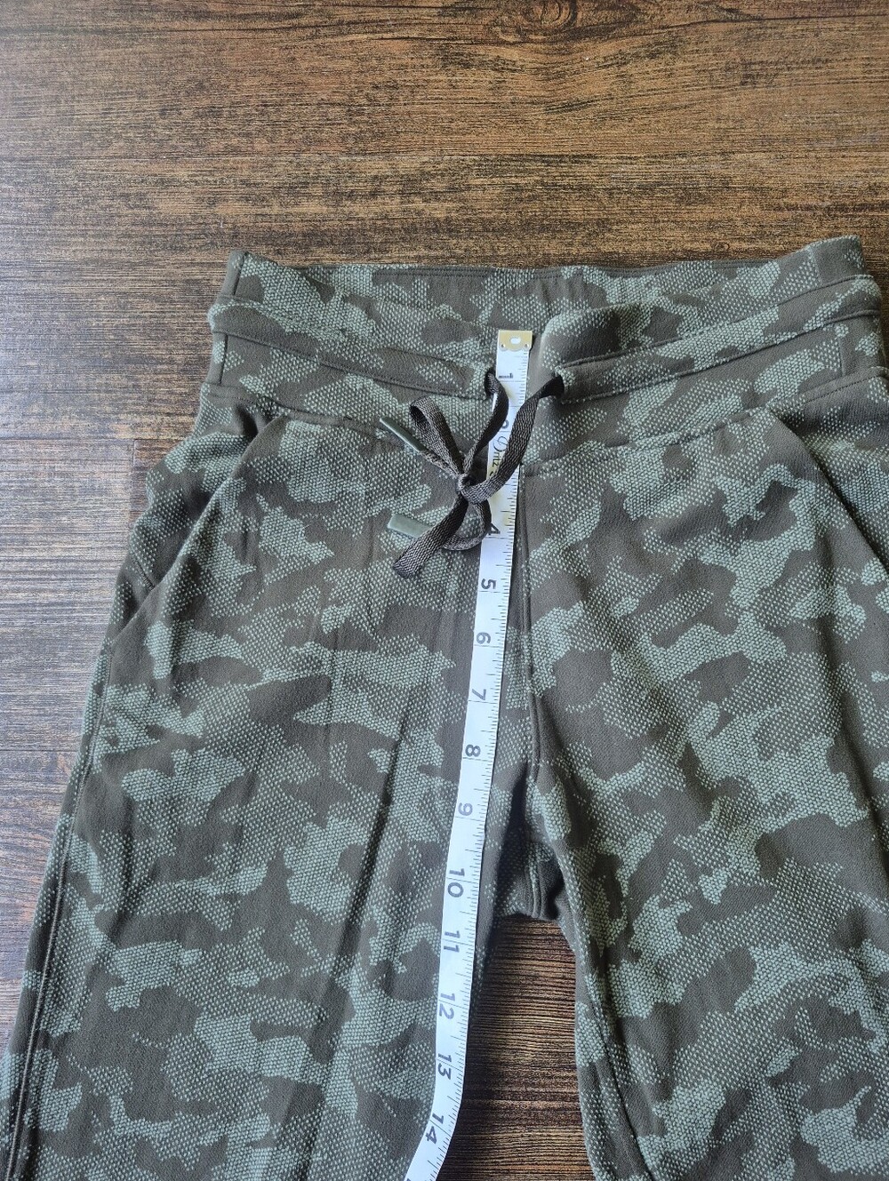 Lululemon Ready To Rulu Camo Joggers Size 4 - Picture 6 of 9
